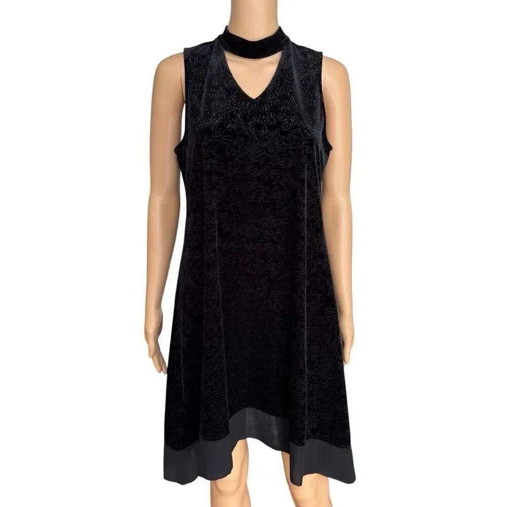 Altar'd State floral Embossed Velvet Dress A-line choker-style neckline Sz S